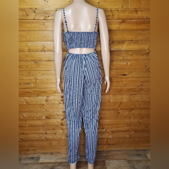 ♥️ Derek heart Jumpsuit black&white striped print tie spaghetti straps Size S - Picture 2 of 7